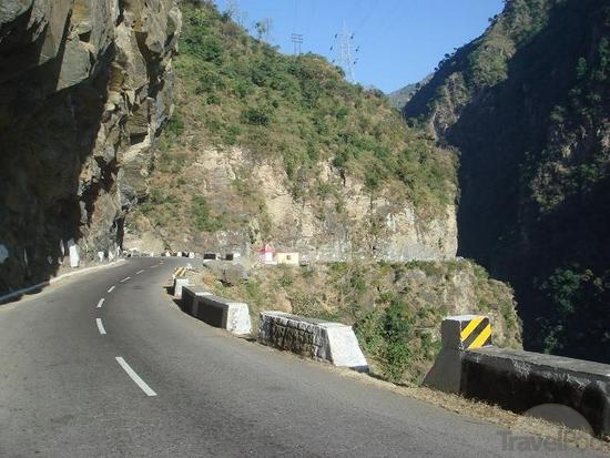 nice-road-to-manali-leh.jpg