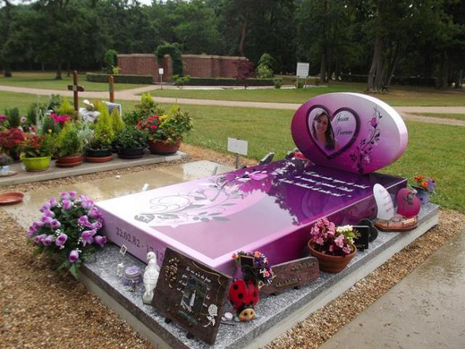 Эксклюзивный памятник.jpg