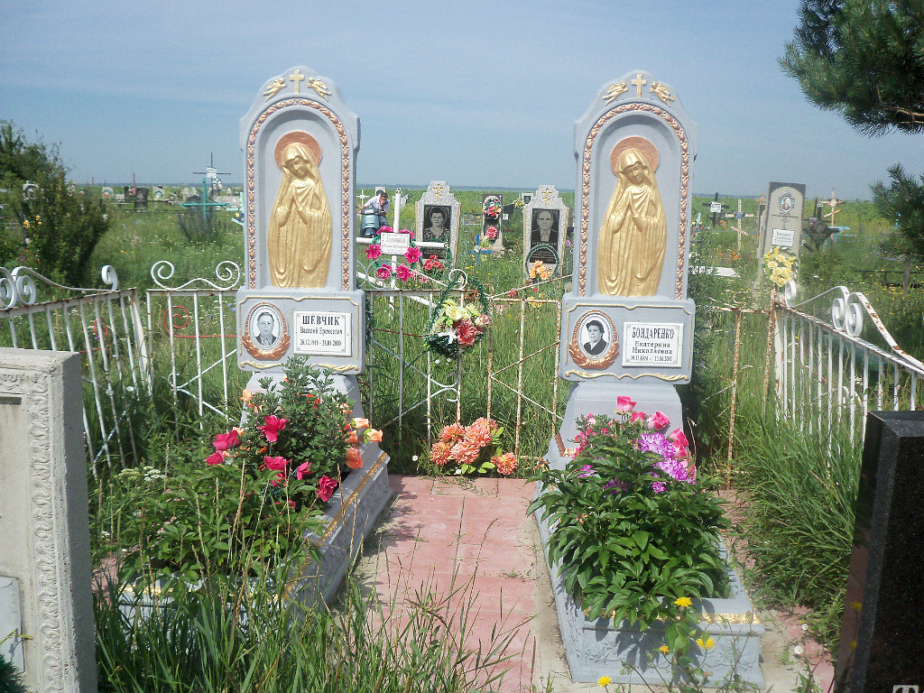 Бетонный памятник 17.jpg