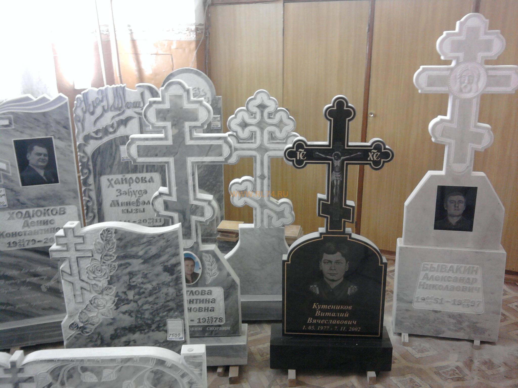 кресты из мрамора.jpg