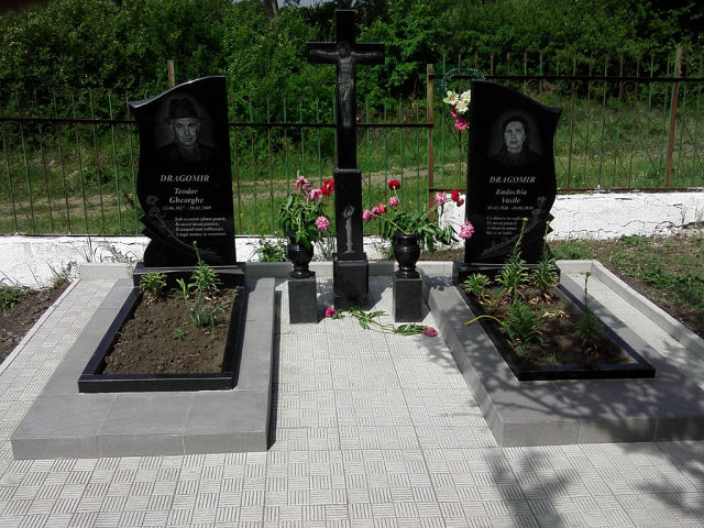 крест 31.jpg