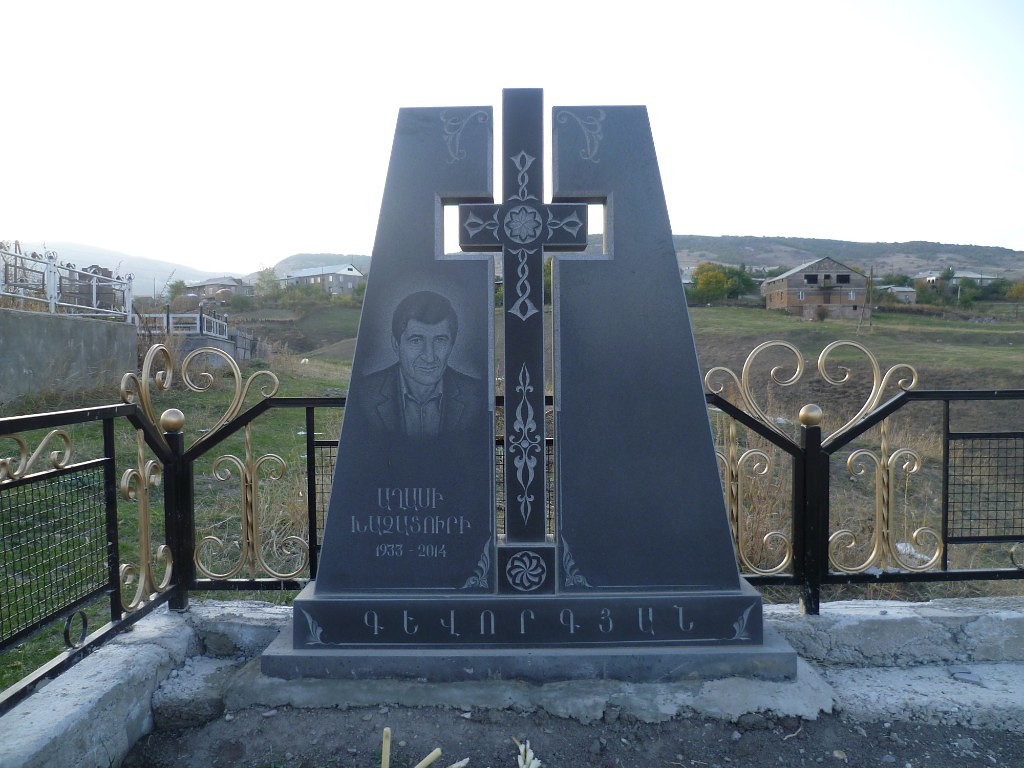 крест 19.jpg