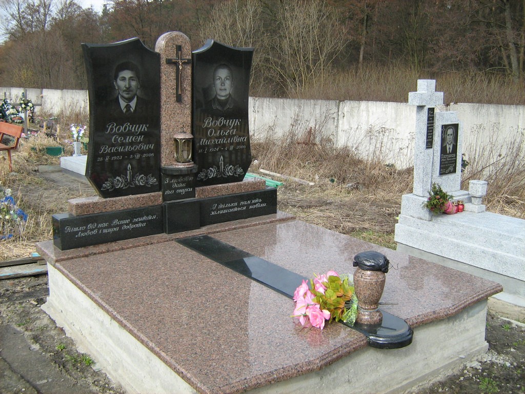 двойной памятник 10.jpg