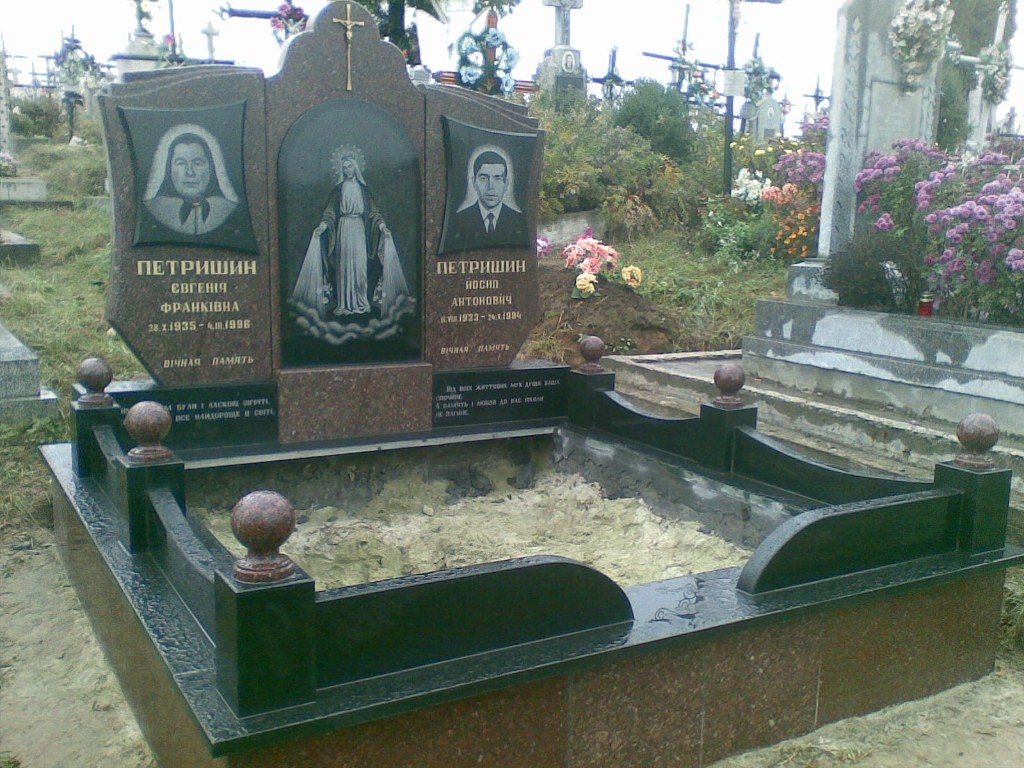 двойной памятник 14.jpg