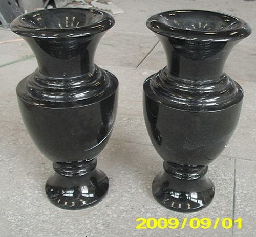 вазы лампадки из гранита и мрамора (17).jpg