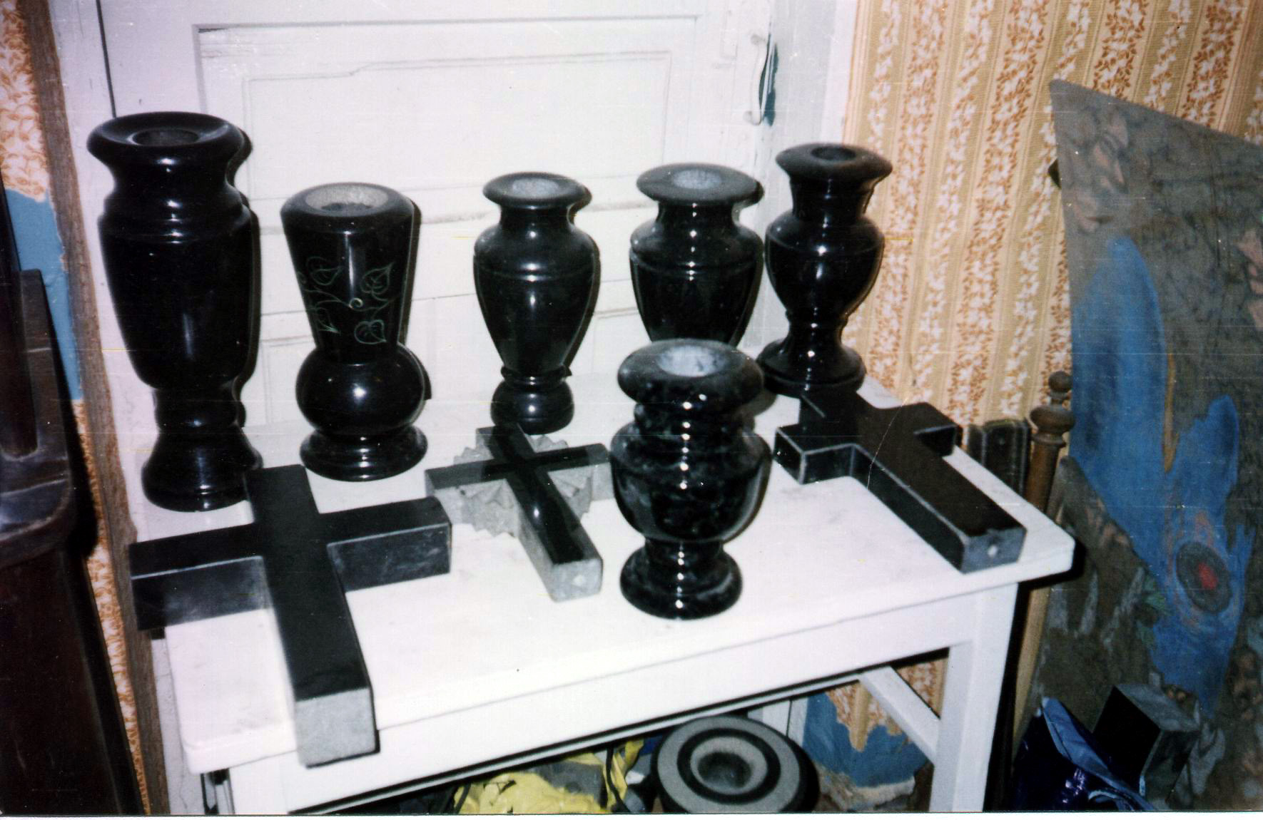 вазы лампадки из гранита и мрамора (31).jpg