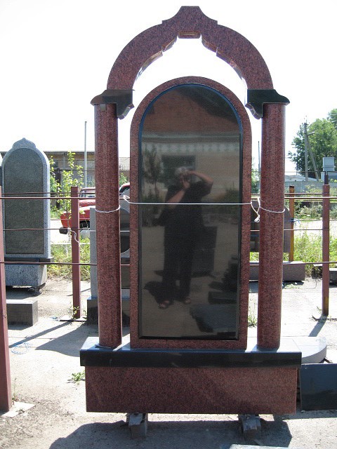 одинарный памятник ритуальный  памятник 48.jpg