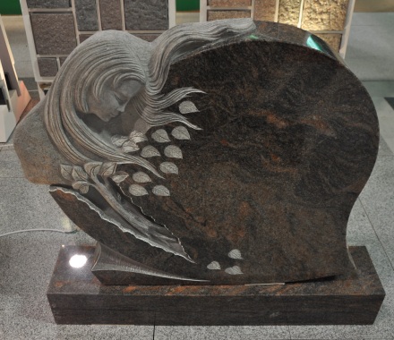 EuropeMonument3-17220125734.JPG