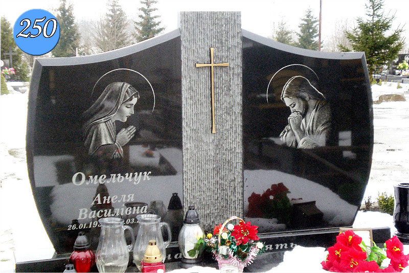 двойной памятник без фото.jpg