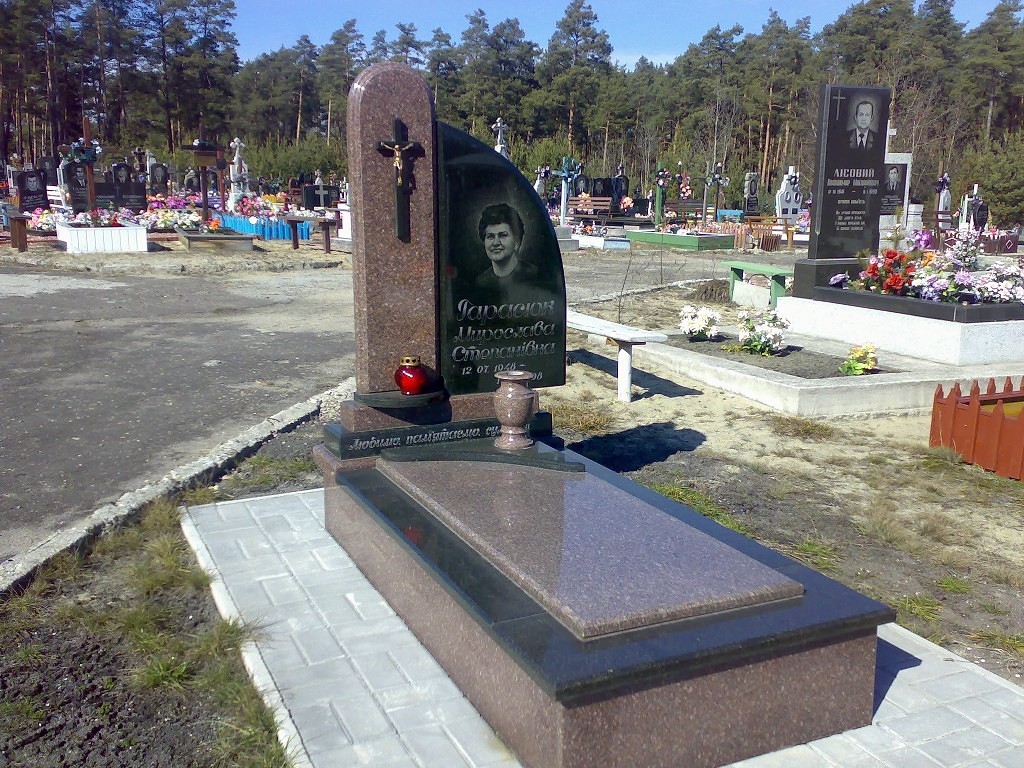 одинарный памятник.jpg 2.jpg
