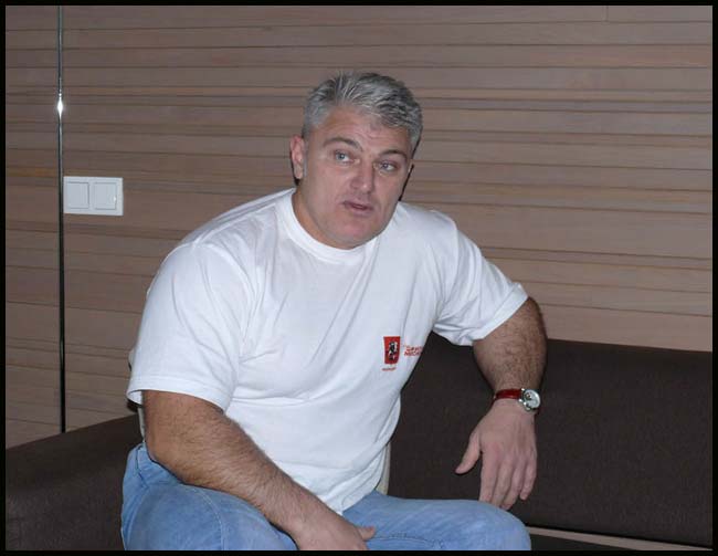 памятник Владимиру Турчинскому 2.jpg