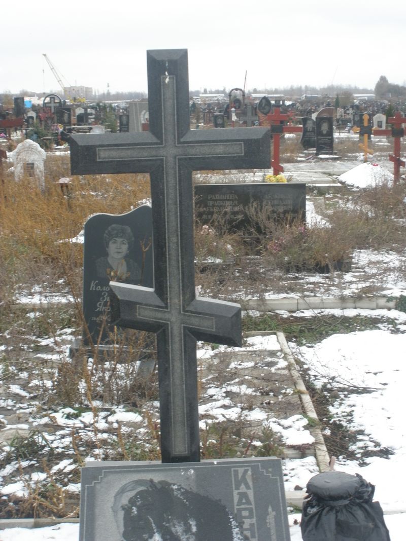 крест гранитный.jpg